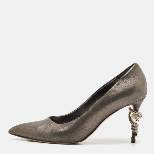 Chanel Metallic Grey Leather Snake Embellished Heel Pumps Size 38.5 - Chanel - Modalova