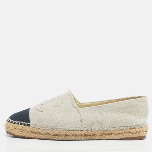 Chanel Off Cream/Black Canvas CC Cap Toe Espadrille Flats Size 39 - Chanel - Modalova