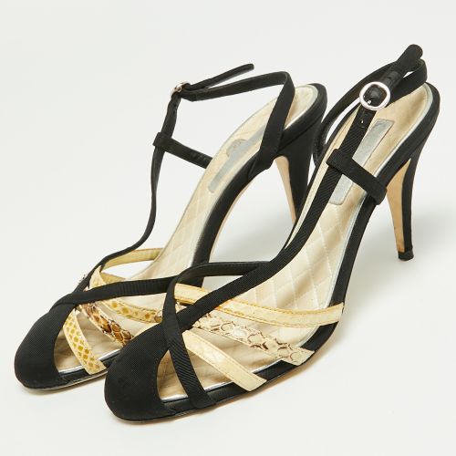 CC Size 38 /Cream Canvas and Python Leather Strappy Slingback Sandals - Chanel - Modalova