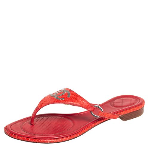 Chanel Red Python CC Flat Thong Sandals Size 39.5 - Chanel - Modalova