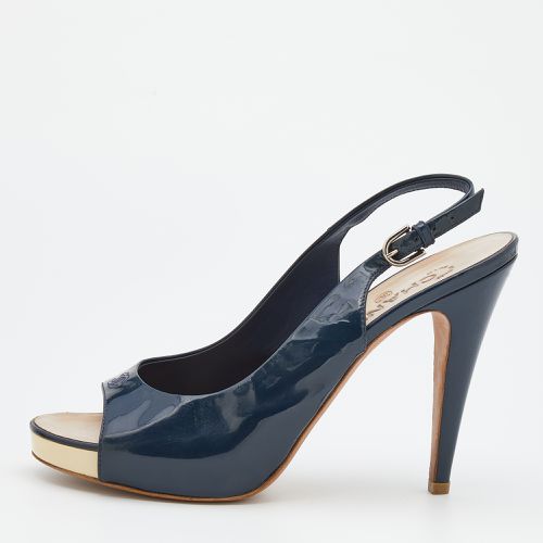 Chanel Navy Blue Patent Leather CC Open Toe Platform Slingback Sandals Size 41.5 - Chanel - Modalova