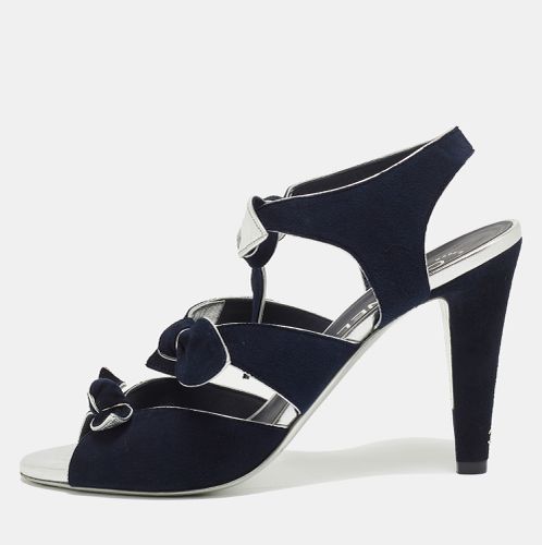 Chanel Navy Blue Suede Knotted Bow Ankle Strap Sandals Size 39 - Chanel - Modalova