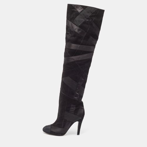 Chanel Black Suede and Grosgrain CC Cap Toe Knee Length Boots Size 39 - Chanel - Modalova