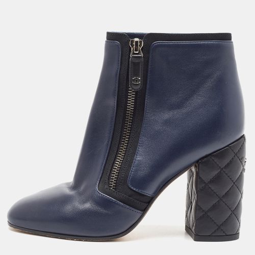 Chanel Blue Leather CC Block Heel Ankle Boots Size 36 - Chanel - Modalova