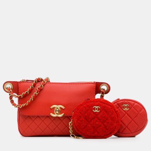 Chanel CC Quilted Calfskin Flap Belt Bag and Coin Purse - Chanel - Modalova