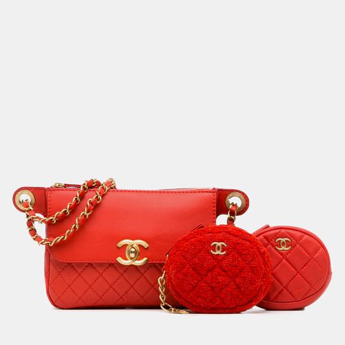 Chanel Red Leather Chanel CC Quilted Calfskin Flap Belt Bag and Coin Purse - Chanel - Modalova