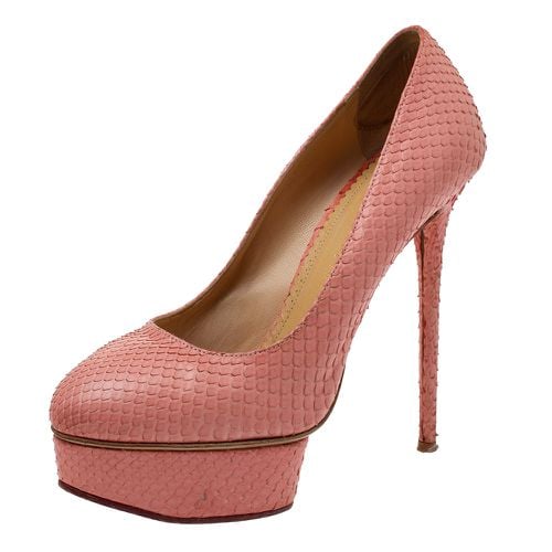 Charlotte Olympia Coral Red Python Dolly Platform Pumps Size 39 - Charlotte Olympia - Modalova