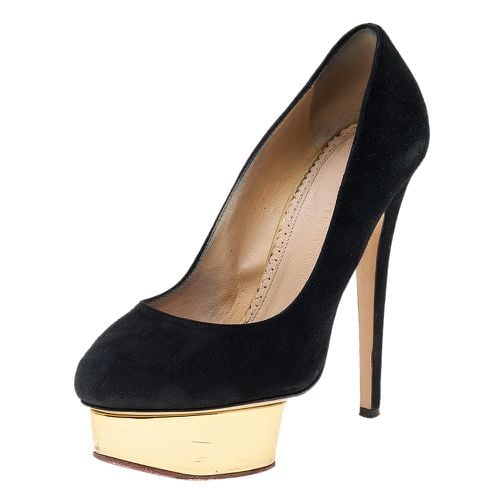 Charlotte Olympia Black Suede Dolly Platform Pumps Size 37.5 - Charlotte Olympia - Modalova