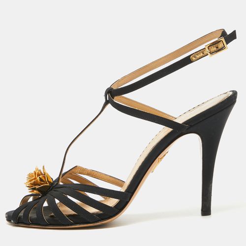 Charlotte Olympia Black Satin Flower Detail Ankle Strap Sandals Size 40 - Charlotte Olympia - Modalova