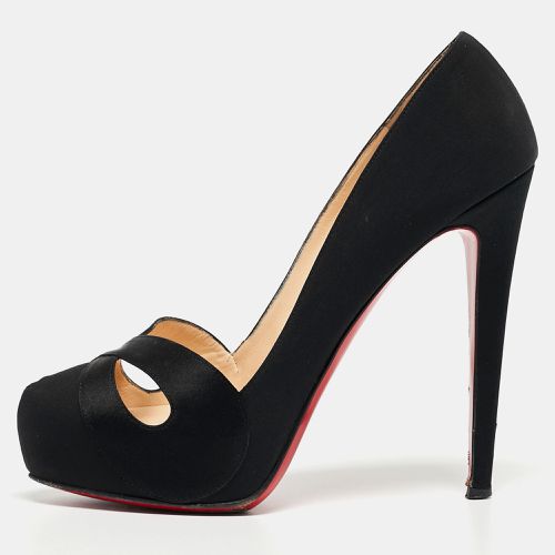 Satin Boucoulou Pumps Size 39 - Christian Louboutin - Modalova