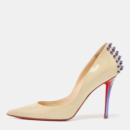 Christian Louboutin Beige Patent Leather Spiked Pumps Size 37 - Christian Louboutin - Modalova