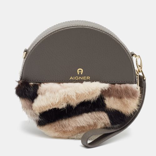 Aigner Grey Faux Fur and Leather Round Wristlet Clutch - Aigner - Modalova