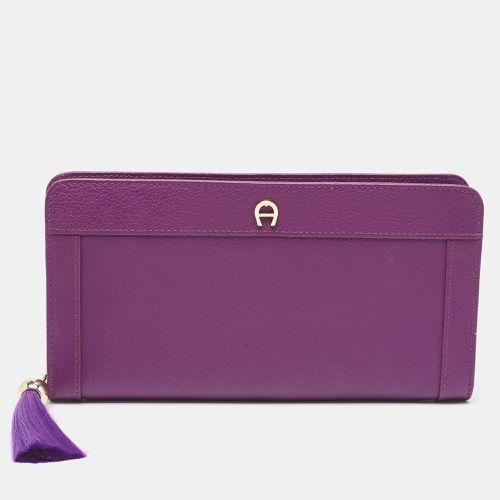 Aigner Purple Leather Cavallina Tassel Continental Wallet - Aigner - Modalova