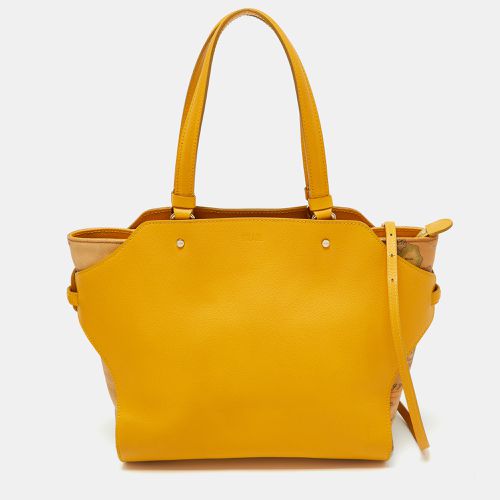 Alviero Martini 1A Classe Yellow Geo Print Coated Canvas and Leather Tote - Alviero Martini 1A Classe - Modalova