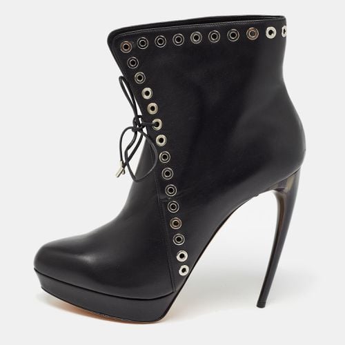 Alexander McQueen Black Leather Eyelet Detail Curve Heel Platform Ankle Boots Size 40.5 - Alexander McQueen - Modalova