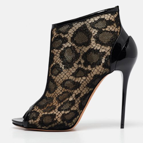 Alexander McQueen Black Mesh and Patent Leather Peep Toe Ankle Booties Size 38 - Alexander McQueen - Modalova