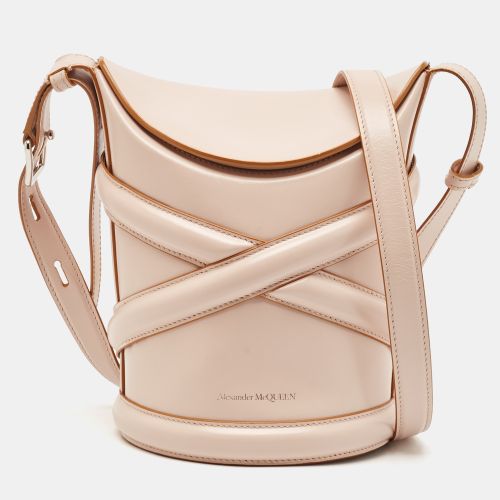 Alexander McQueen Dusty Pink Leather The Curve Bucket Bag - Alexander McQueen - Modalova