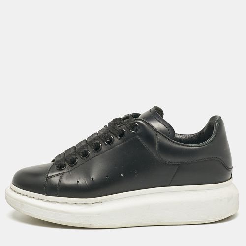 Alexander McQueen Black/White Leather Oversized Sneakers Size 35.5 - Alexander McQueen - Modalova