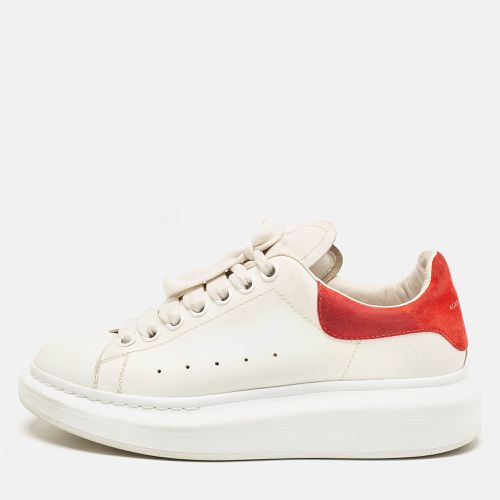 Alexander McQueen White/Red Leather and Suede Oversized Lace Up Sneakers Size 38 - Alexander McQueen - Modalova