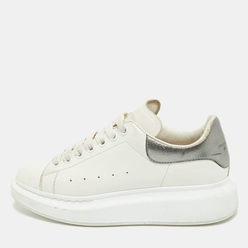 Metallic Leather Oversized Lace Up Sneakers Size 38.5 - Alexander McQueen - Modalova