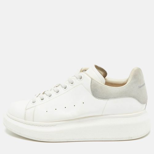 Alexander McQueen White/Grey Suede and Leather Oversized Sneakers Size 37 - Alexander McQueen - Modalova