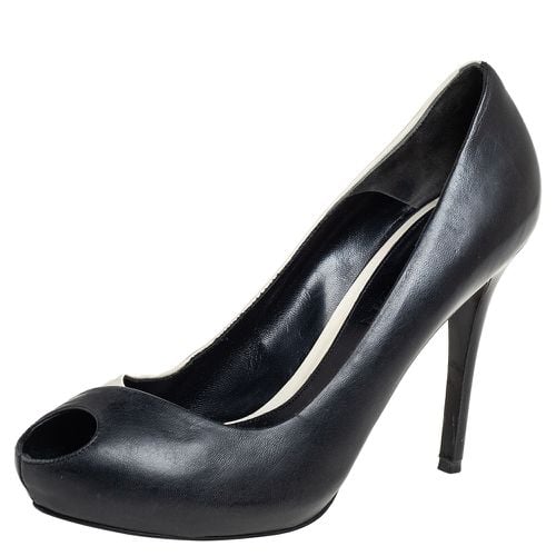 Alexander McQueen Black/White Leather Peep Toe Pumps Size 38.5 - Alexander McQueen - Modalova