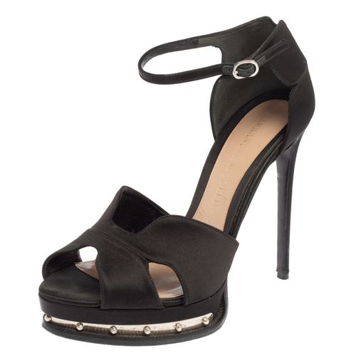 Alexander McQueen Black Satin Studded Platform Ankle-Strap Sandals Size 41 - Alexander McQueen - Modalova