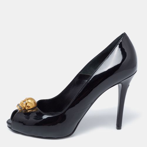 Alexander McQueen Black Patent Leather Peep Toe Pumps Size 39 - Alexander McQueen - Modalova