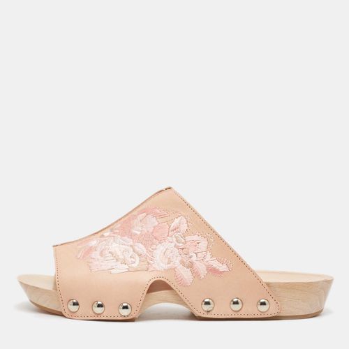 Alexander McQueen Peach Leather Embroidered Wooden Clogs Size 37.5 - Alexander McQueen - Modalova