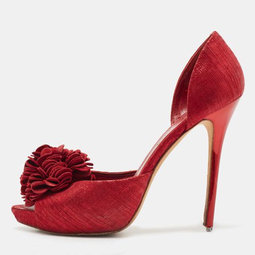 Alexander McQueen Red Laminated Suede Floral Applique D'orsay Pumps Size 38.5 - Alexander McQueen - Modalova