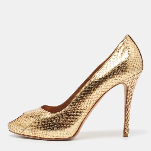 Alexander McQueen Gold Embossed Python Heart Peep Toe Pumps Size 38.5 - Alexander McQueen - Modalova