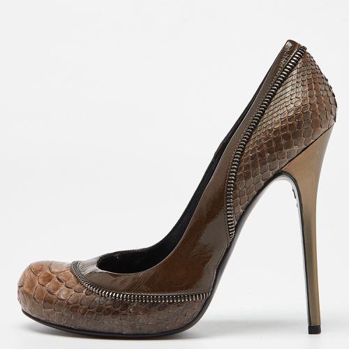 Alexander McQueen Brown/Green Python and Patent Leather Round Toe Pumps Size 38.5 - Alexander McQueen - Modalova