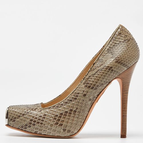 Alexander McQueen Grey/Black Python Pumps Size 38.5 - Alexander McQueen - Modalova