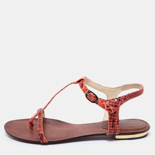 Python Leather T Strap Flat Sandals Size 38.5 - Alexandre Birman - Modalova