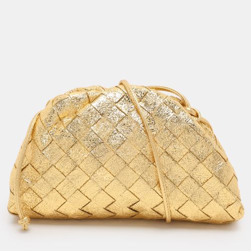 Bottega Veneta Gold Intrecciato Leather Mini The Pouch Bag - Bottega Veneta - Modalova