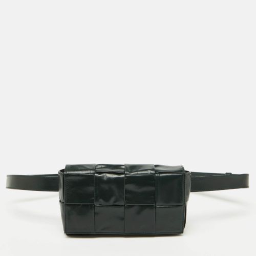 Bottega Veneta Dark Green Leather Cassette Belt Bag - Bottega Veneta - Modalova