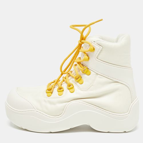 Bottega Veneta Cream Leather and Nylon High Top Sneakers Size 36 - Bottega Veneta - Modalova