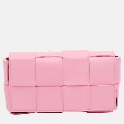 Bottega Veneta Pink Mini Nappa Intrecciato Cassette Belt Bag - Bottega Veneta - Modalova