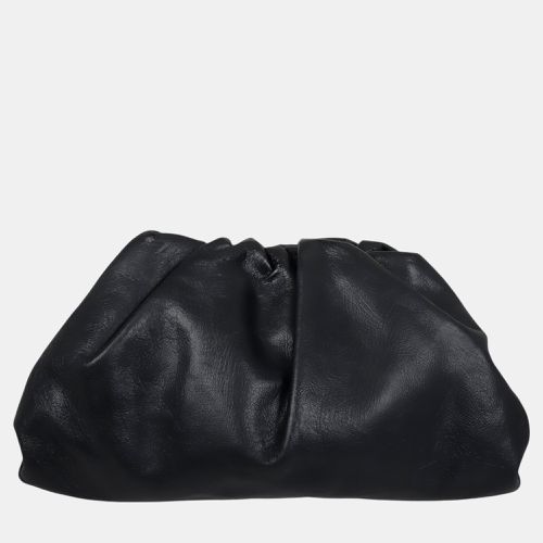 Bottega Veneta Craquele Leather The Pouch Bag - Bottega Veneta - Modalova