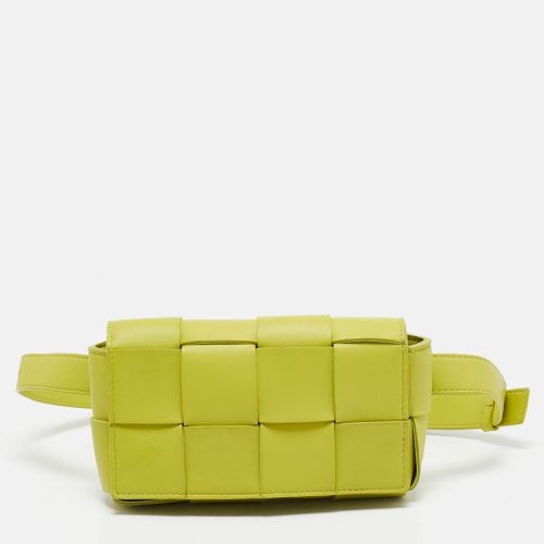 Bottega Veneta Neon Green Leather Intrecciato Cassette Belt Bag - Bottega Veneta - Modalova