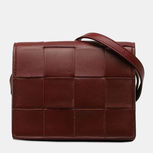 Bottega Veneta Burgundy Leather Nappa Intrecciato Cassette Crossbody Bag - Bottega Veneta - Modalova