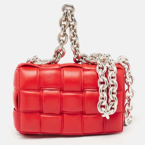 Bottega Veneta Red Padded Leather Chain Cassette Shoulder Bag - Bottega Veneta - Modalova