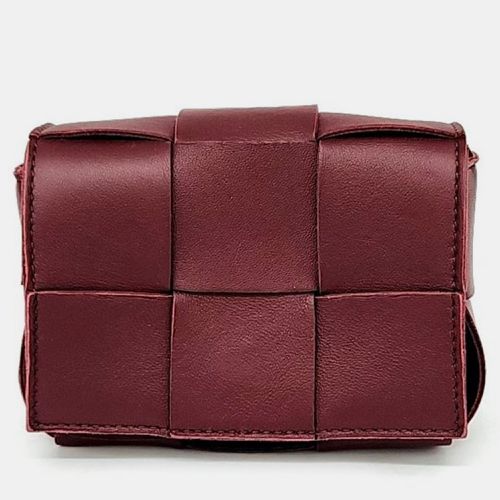 Bottega Veneta Burgundy Maxi Intrecciato Cassette Crossbody Bag - Bottega Veneta - Modalova