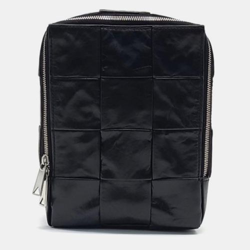 Bottega Veneta Black Leather Cassette Crossbody Bag - Bottega Veneta - Modalova