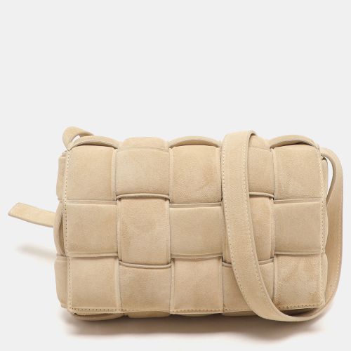 Bottega Veneta Beige Padded Suede Cassette Shoulder Bag - Bottega Veneta - Modalova