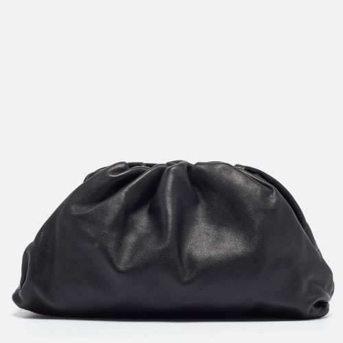 Bottega Veneta Black Leather Classic Pouch - Bottega Veneta - Modalova