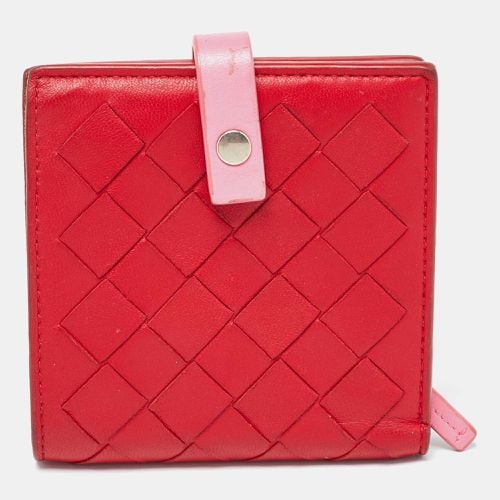 Bottega Veneta Red/Pink Intrecciato Leather French Compact Wallet - Bottega Veneta - Modalova