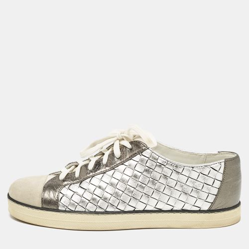 Bottega Veneta Silver Leather and Suede Intrecciato Lace Up Sneakers Size 38 - Bottega Veneta - Modalova