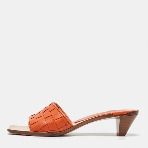 Bottega Veneta Orange Intrecciato Leather Square Toe Slide Sandals Size 39 - Bottega Veneta - Modalova