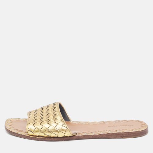 Bottega Veneta Metallic Gold Intrecciato Leather Slide Flats Size 38.5 - Bottega Veneta - Modalova